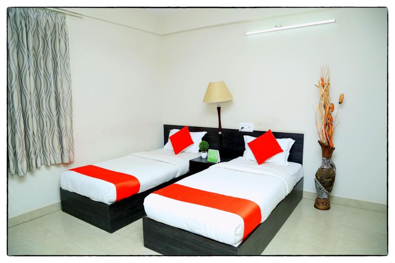 Orange Corner Bangalore Airport Hotel Exterior foto